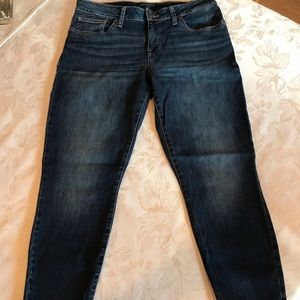 Lucky Lolita Low Rise Women’s cropped jeans size 10/30